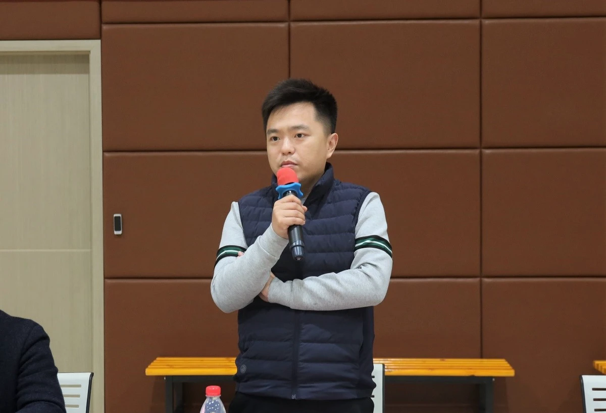 大学生篮球社团如何引入智能情感技术_1